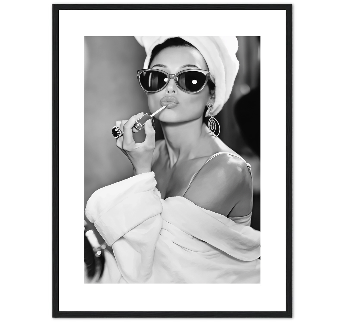 GLAM HOUR