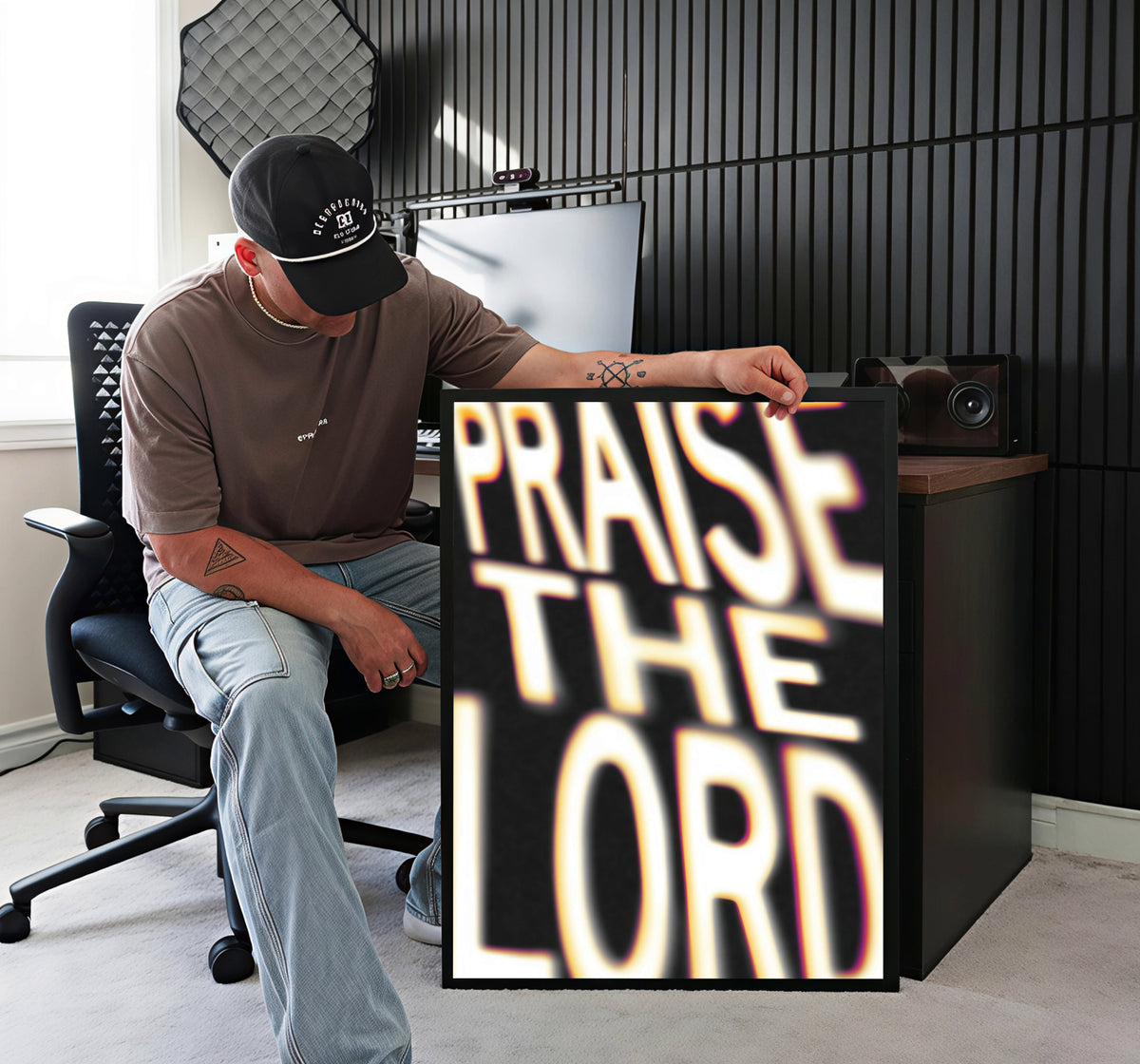 PRAISE THE LORD